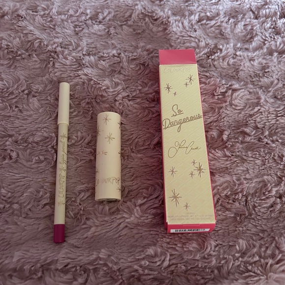 $9.99 SHIPPING Colourpop so dangerous lip duo - Picture 1 of 4